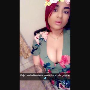 Meet your Posher, Perla